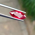 2.17ct，缅甸，经典马眼形无烧鸽血红，强荧光，配GRS主证，价格小贵，欢...