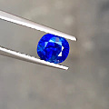 1.02ct ，加热蓝宝石，晶体不错，火彩🔥，内部干净，无矿缺，价格非常实惠...
