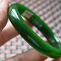 俄碧细腻菠菜绿手镯，阳绿5mm珠链