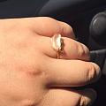 刚入的一个翡翠小戒指，超级爱啊！