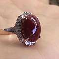 【阿卡】精品女戒💍，主石面完美色赤血，18K金钻石镶嵌，总克重4.51g！上...