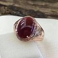 【阿卡】精品男戒💍再来一款✨，主石面完美，色赤血，规格：10.87*14.8...
