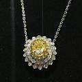 黄钻项坠主石0.485ct/1副石0.445ct/54 总重3.420g