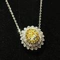 黄钻项坠主石0.485ct/1副石0.445ct/54 总重3.420g