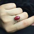 18K金精工镶嵌阿卡牛血红珊瑚戒指💍.搭配南非钻石💎、顶级珊瑚、🍎果冻水润、...