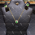 18K金钻石VVG4MM正圆形素面祖母绿锁骨项链