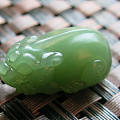 俄碧粉青貔貅，阳绿福寿团圆，菠菜绿圆条手镯