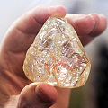 650万，709.41ct「Peace Diamond」钻石，被Graff收...