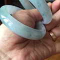 这两支手镯真的好漂亮呃！