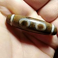 三眼天珠，尺寸39.7/11.3mm，三星普照，财源广进；