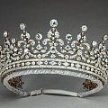 悉数英国超长待机女王伊丽莎白二世的绝世珠宝皇冠