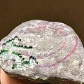 多少美丽的翡翠手镯挂件都是从这些石头里出去的，你们真的了解翡翠原石吗？