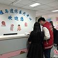中国去年新生人口同比减63万 是否存生育危机?