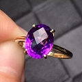 纯天然巴西紫水晶，格子面的切工，主石尺寸:戒指8x10mm，浪漫唯美，925...
