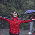 以前是清明时节雨纷纷，今年北京是清明时节雪纷纷