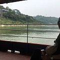坐渡船，在澄江镇以一碗重庆小面结束吧