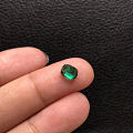 祖母绿垫形1.01克拉裸石，玻璃晶体，颜色vv，净度超好，极微油，小精品o[...