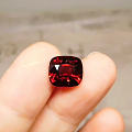 帮忙看看这颗鸽血红无烧尖晶：4.5ct