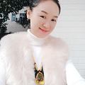 天气虽冷，心情也挺美，喜欢金珀的晶莹剔透……