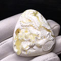 小精品白蜡凤凰雕件
王海笑作品，镶嵌小巧精致，完美🈚️瑕疵
9.62克