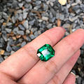 哥伦比亚祖母绿裸石5.68ct,木佐,微油