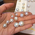 大大小小的珍珠饰品也买了不少，买珠宝一时爽，一直买一直爽