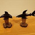 金丝楠木雕刻（海豚和鲨鱼）