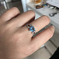 没有对比就没有伤害--10克拉海蓝宝戒指