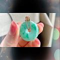 翡翠玉品,美玉天成,各有千秋。