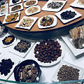 去看了个石头展印象最深的是这桌菜