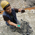 Emerald Hunting in Colombia 在哥伦比亚矿区找祖母绿