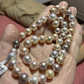十年前买的珍珠，标签都没拆，我不懂这个，觉得好看就买了，品相如何呢