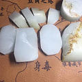 有一种奢侈叫和田玉车珠子
大家都知道，其实车珠子是很费料的，一般好的料子是不...
