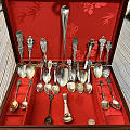 整理了一下收藏的银勺，最早的一把勺子是1821年之前的