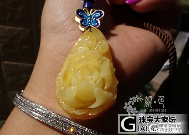 【颜●色】(售罄)纯天然鸡油黄浮雕蜜蜡牡丹花