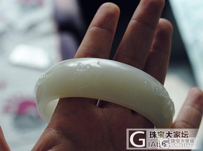 找到个一级白无结构超脂润的油膏籽镯不容易啊_手镯和田玉