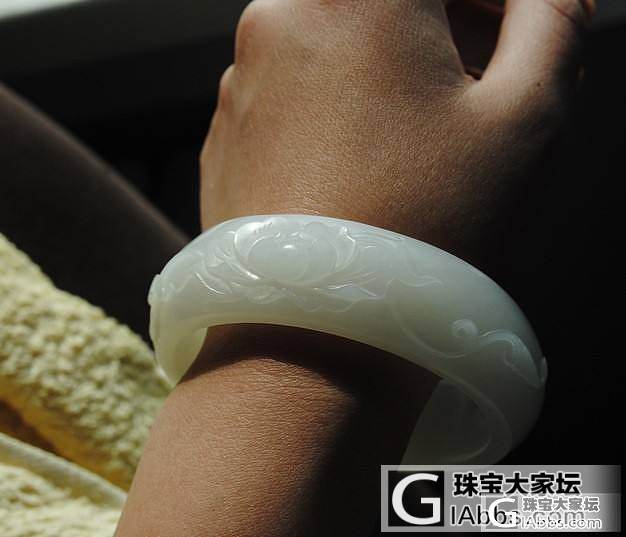 找到个一级白无结构超脂润的油膏籽镯不容易啊_手镯和田玉