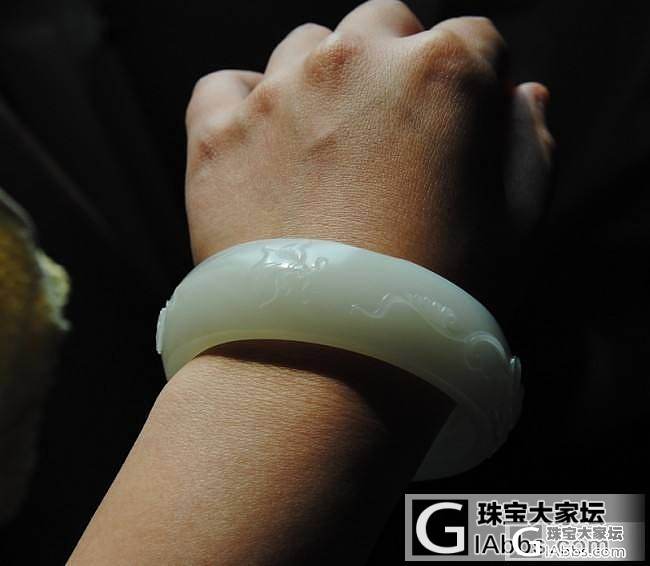 找到个一级白无结构超脂润的油膏籽镯不容易啊_手镯和田玉