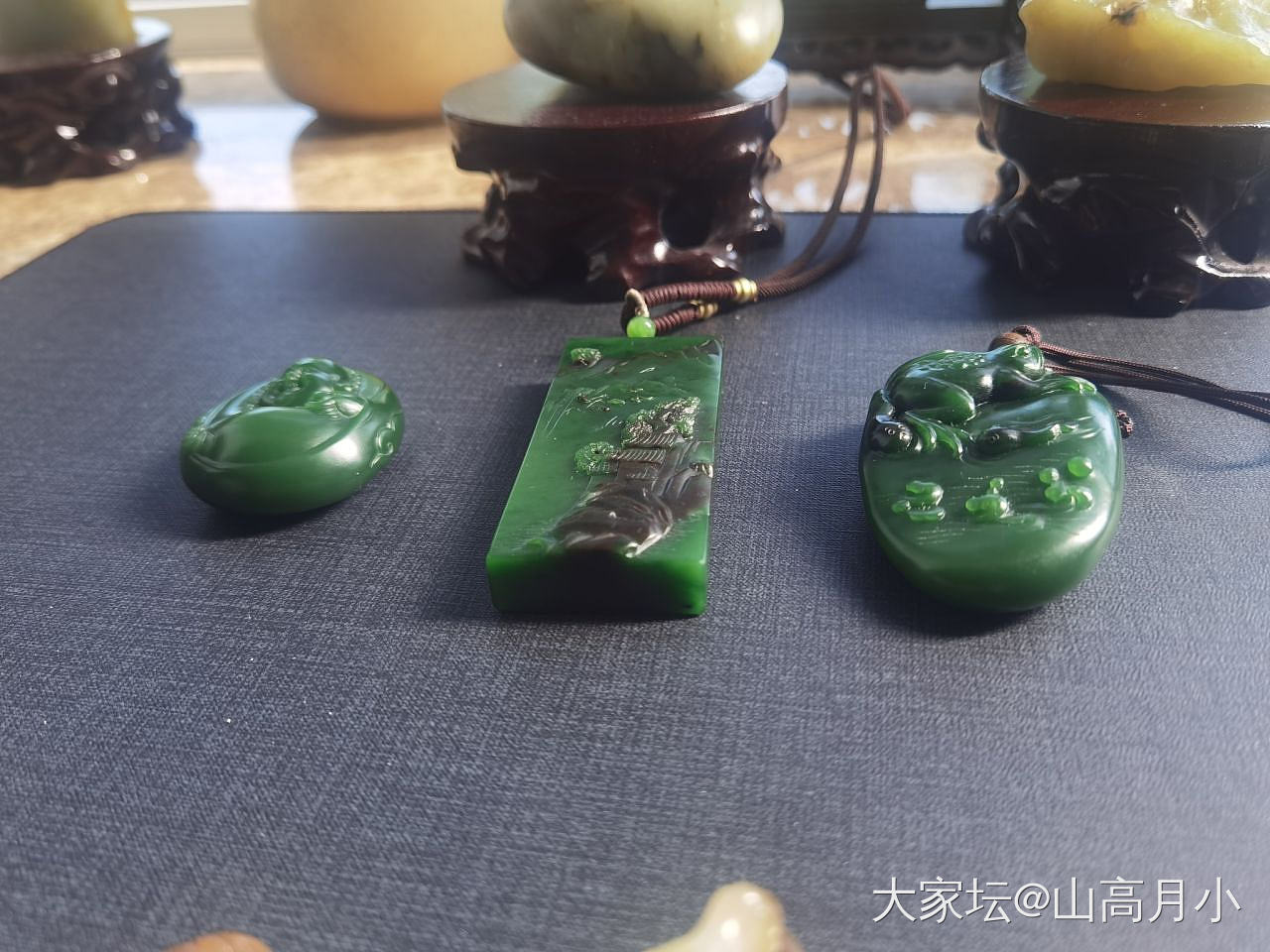 即納限定品『清・宮廷御用・和田玉・碧玉彫・龍鈕玉璽三方・銅鍍金嵌宝石箱付き』極細工・古賞物・中国古玩・中国古美術 その他