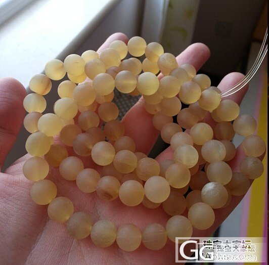 家人骨折了,出东西筹钱,蜜蜡,翡翠,南红,碧玺,红纹,天河,羊角珠,月光等_宝石