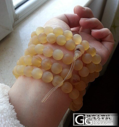 家人骨折了,出东西筹钱,蜜蜡,翡翠,南红,碧玺,红纹,天河,羊角珠,月光等_宝石