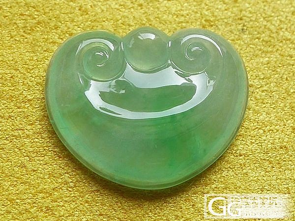 润生翡翠近期新货,欢迎选购,微信号rszb338_翡翠