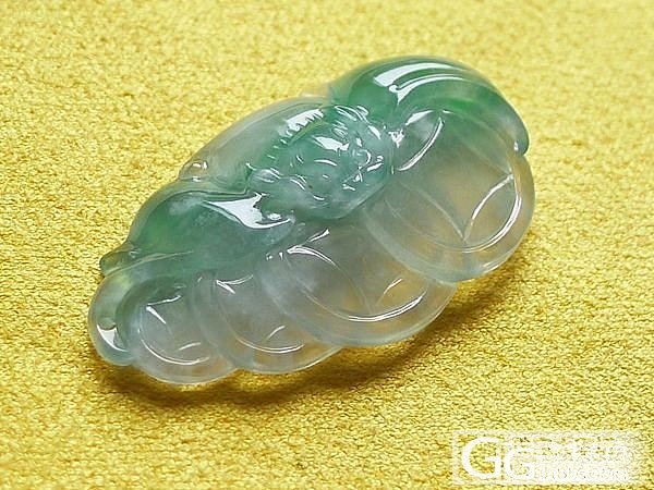 润生翡翠近期新货,欢迎选购,微信号rszb338_翡翠