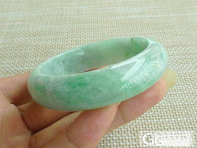 满绿飘阳绿手镯,满绿手镯,18K金冰福贝。如意算盘,飘绿大鹏展翅,飘花四季豆_翡翠