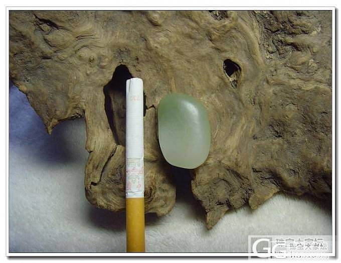 五一特价---籽料带翠荷花挂件_传统玉石