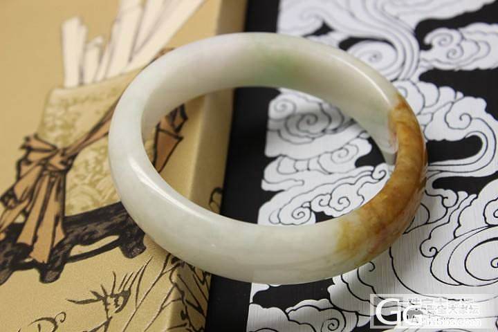 【星空玉翠】12.04上新货黄翡飘彩手镯11点上架_翡翠