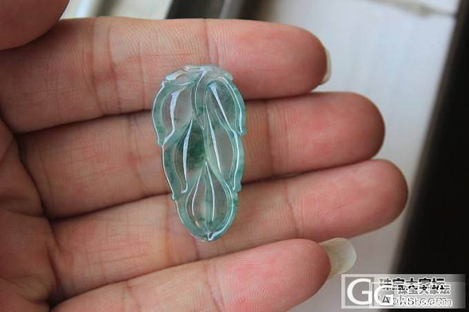 请大家帮忙看看入手哪个更合适?_翡翠