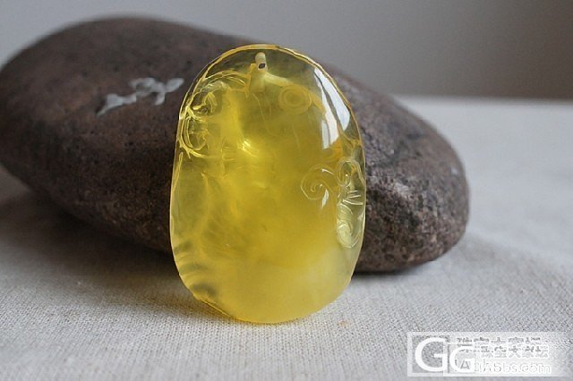 天然波罗的海琥珀 蜜蜡 金珀 雕件 吊坠 130722鱼乐图 6.67g_珠宝