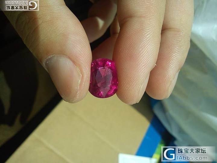 还是让大块头单独晒晒吧，32.7CT Rubellite红碧玺素面，8CT R戒面_刻面宝石碧玺