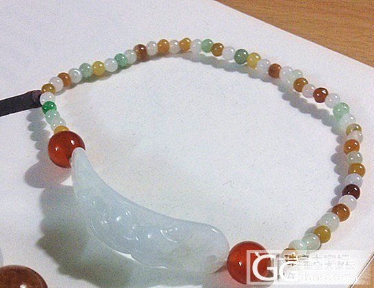 便宜翡翠过干瘾_手链花件手排翡翠